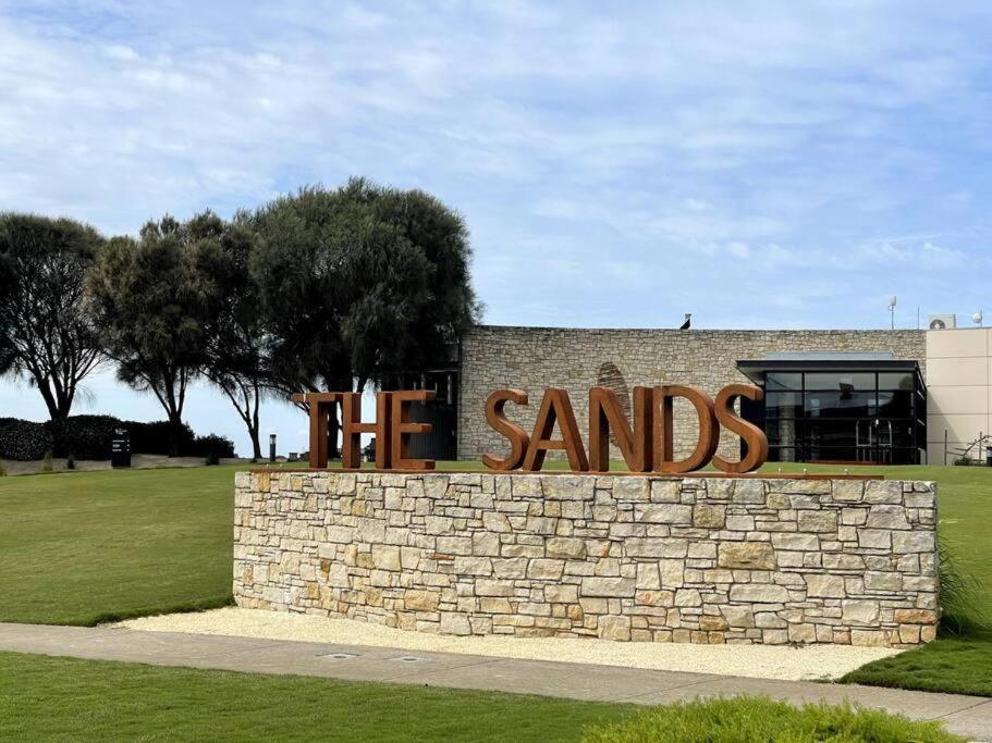 Torquay Golf Retreats - Pool, Beach, Tennis, Golf 외부 사진